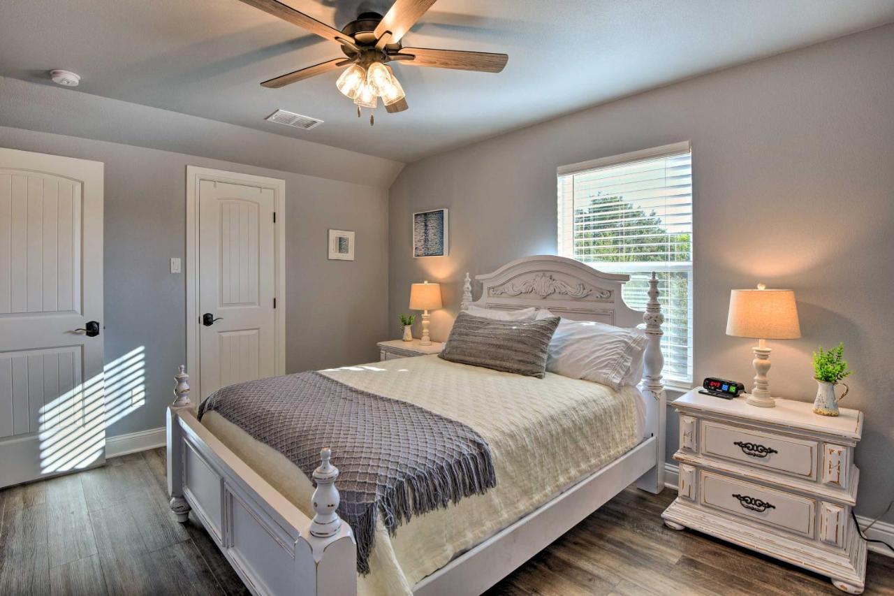 Granbury Home With Hot Tub And Furnished Patio! ภายนอก รูปภาพ